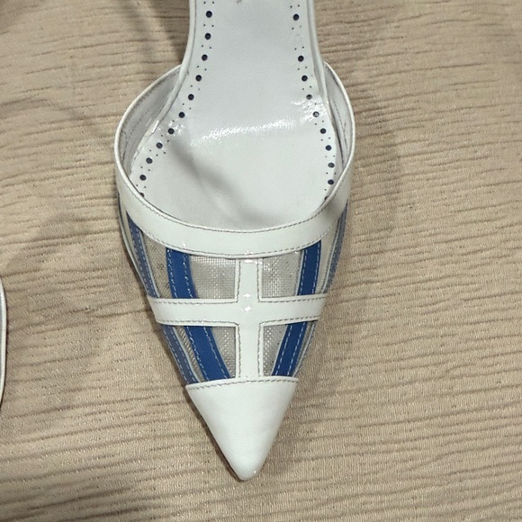 Manolo Blahnik Urema Pointed toe d’orsay pump - Picture 5 of 12